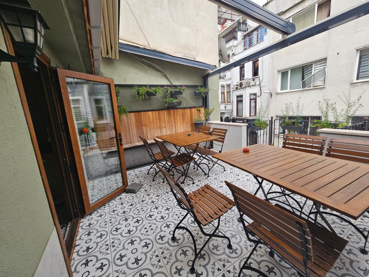 Taksim Suite Istanbul Exterior foto